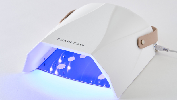 6.UVライトで固める