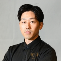 大鵬 幸喜 トレーナー